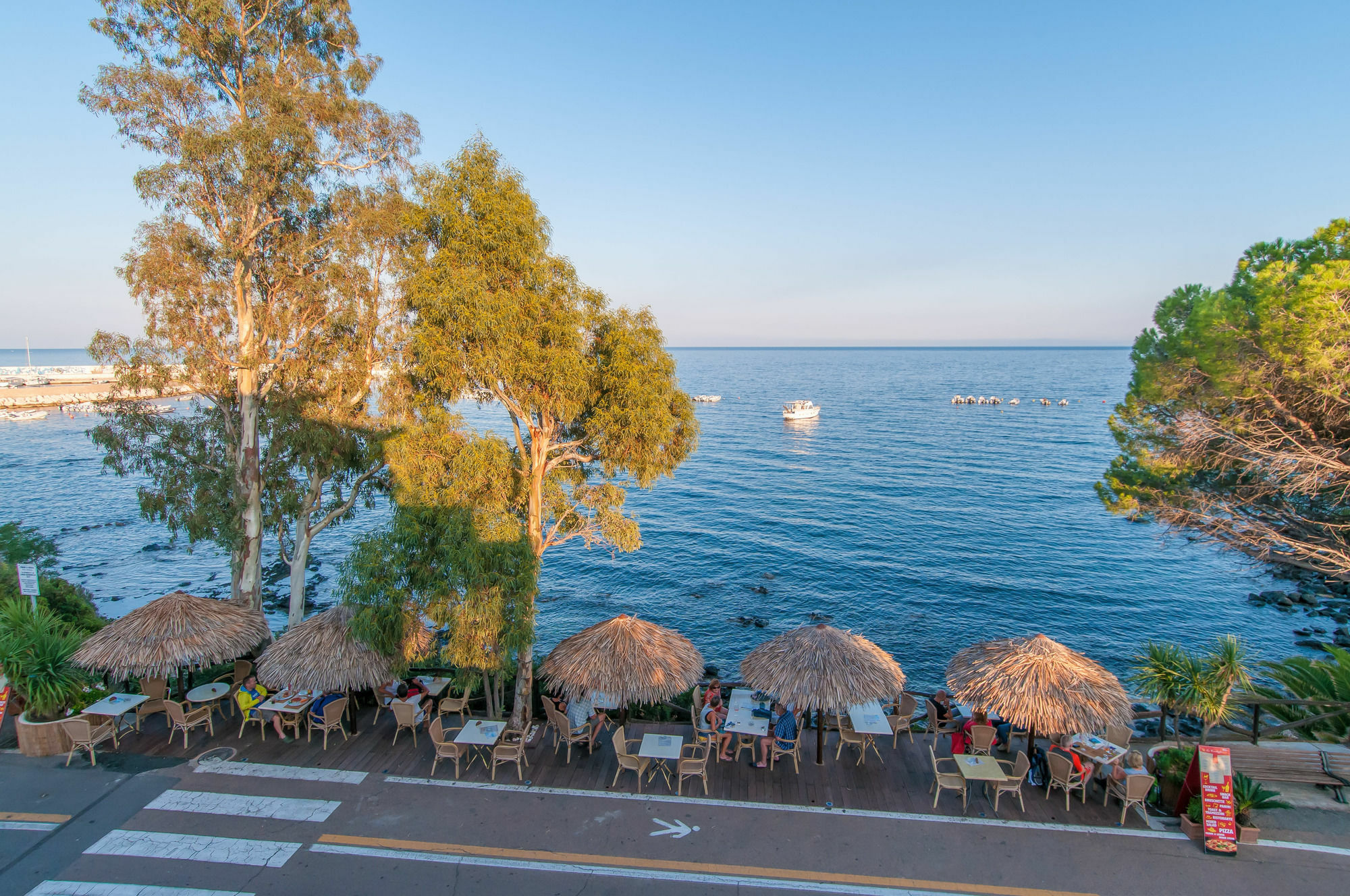 Hotel Ristorante La Conchiglia Cala Gonone Exterior photo